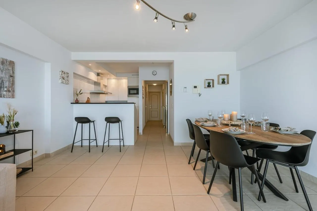 Huswell - Bright Apartment For 6 People With Stunning Sea View Middelkerke 0*,
