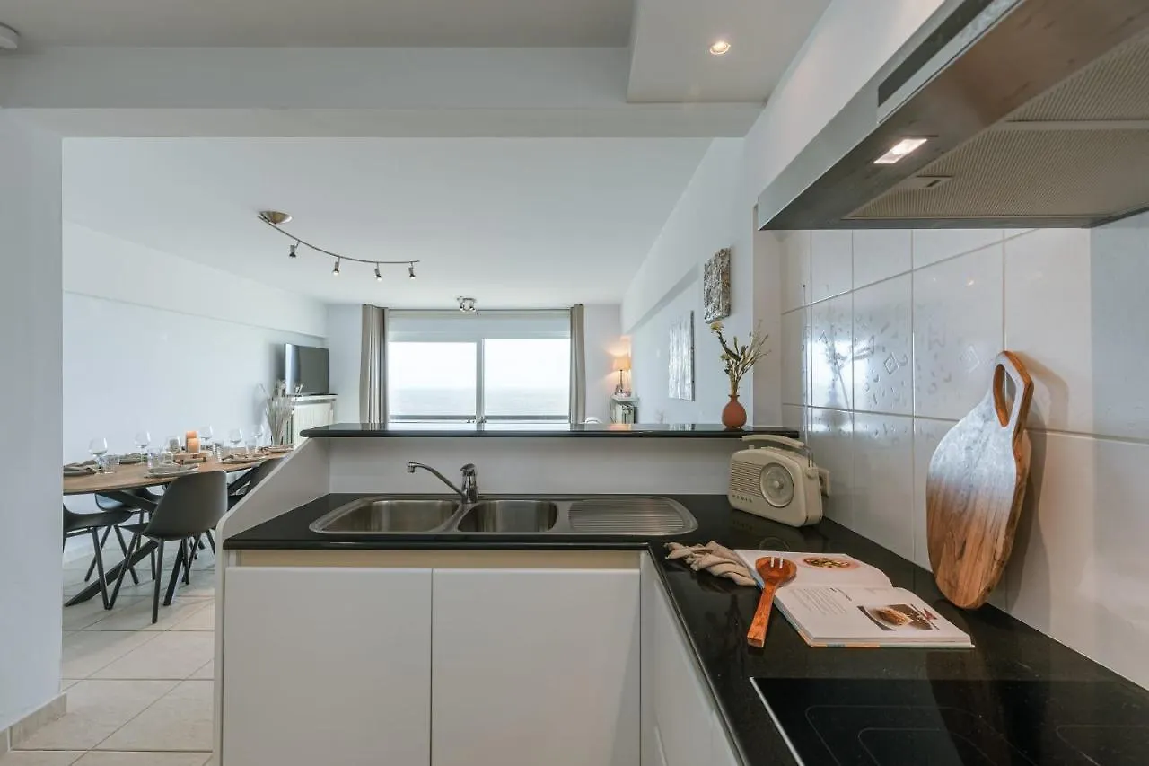 Huswell - Bright Apartment For 6 People With Stunning Sea View Middelkerke 0*,  Belgium